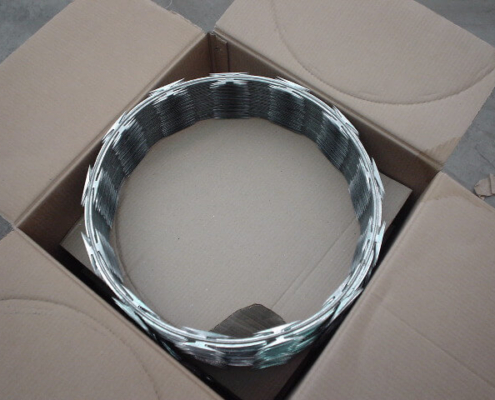 Razor wire packing-1